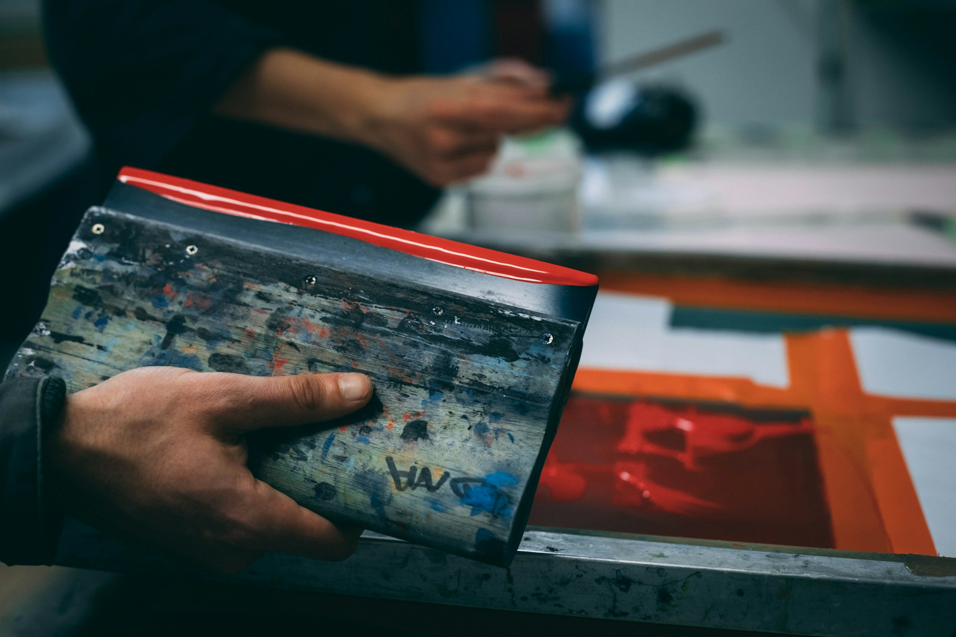 ilustrasi sablon manual - unsplash.com/johanna buguet